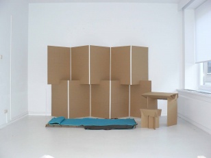 HMD « Help me Darwin », mobilier pour les urgences de l’habitat
