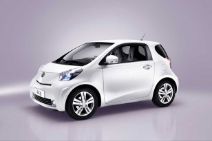 iQ, automobile
