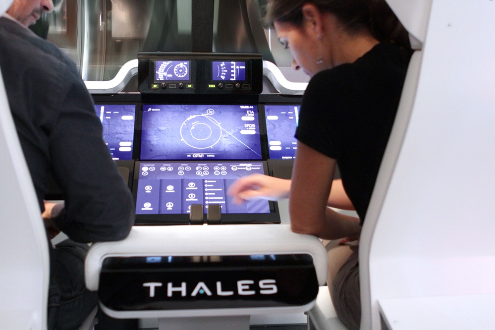 Avionics 2020, cockpit